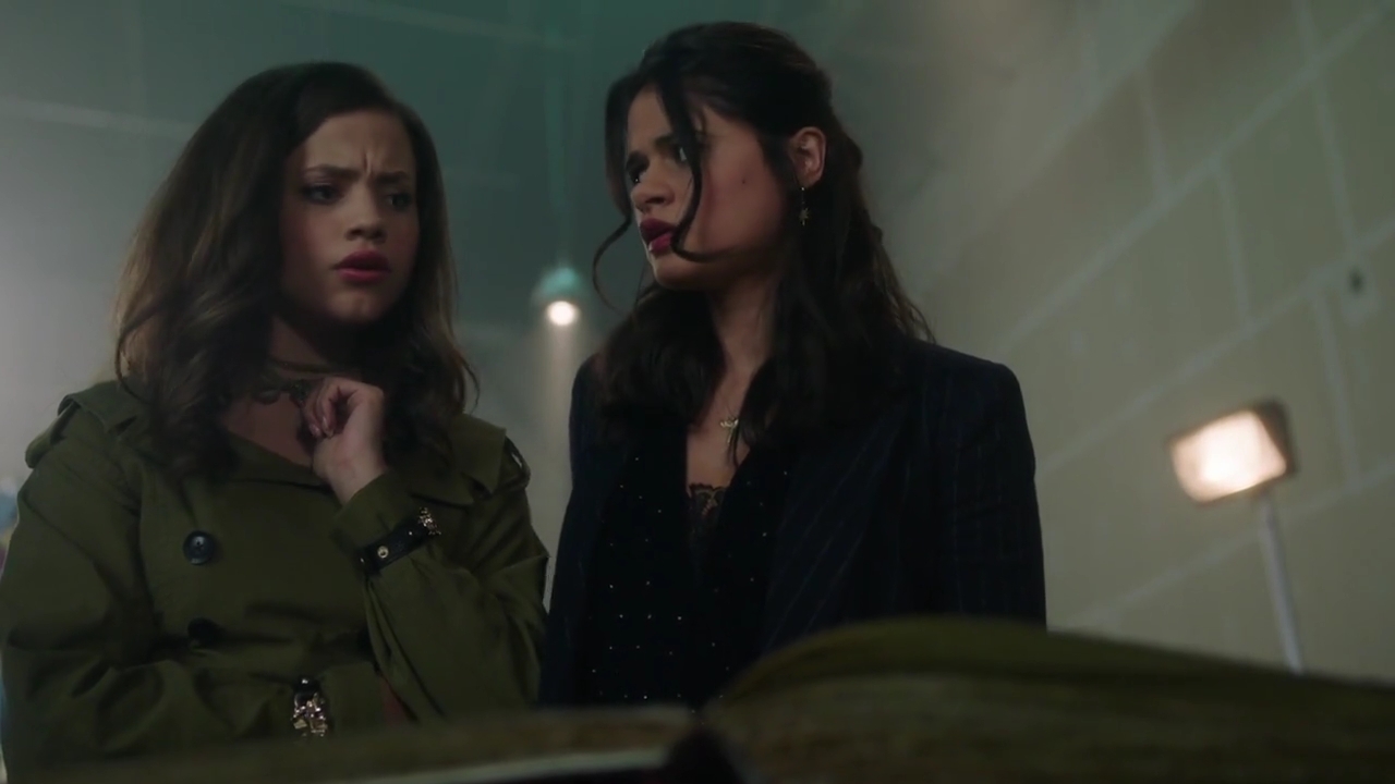 Charmed-Online-dot-nl_Charmed-1x04ExorciseYourDemons01247.jpg