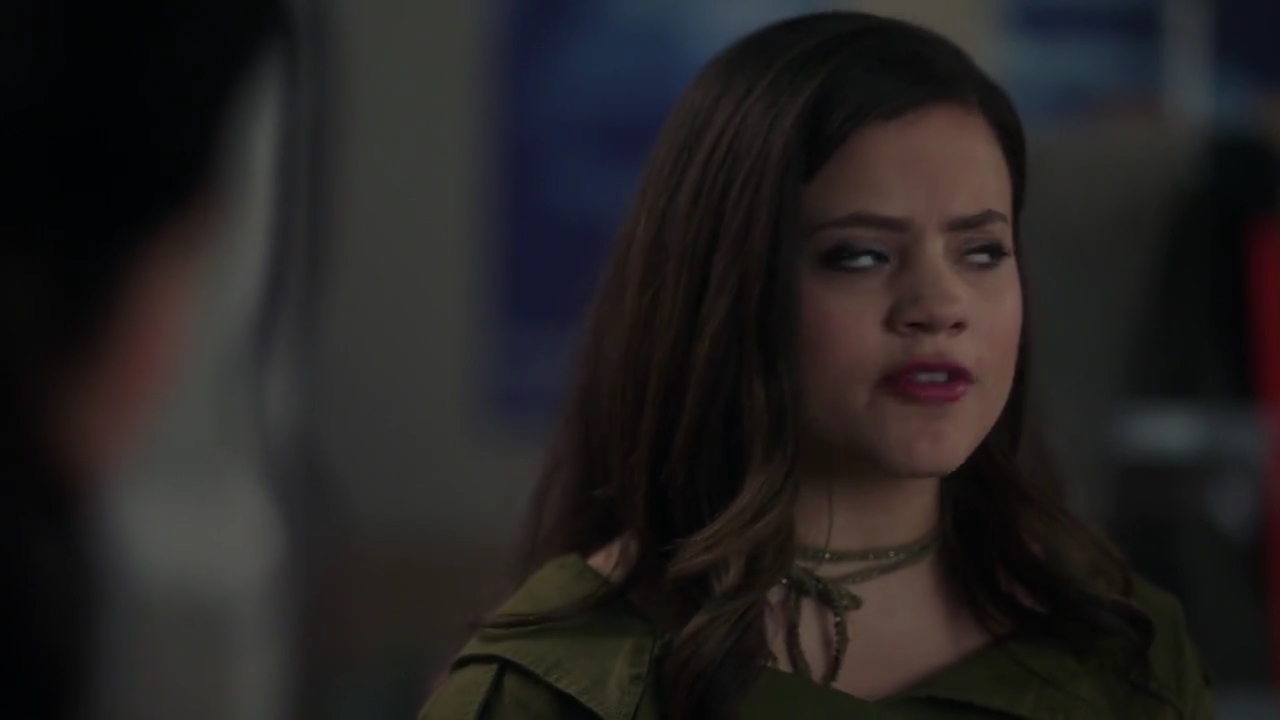 Charmed-Online-dot-nl_Charmed-1x04ExorciseYourDemons01591.jpg Charmed-Online-dot-nl_Charmed-1x04ExorciseYourDemons01591.jpg