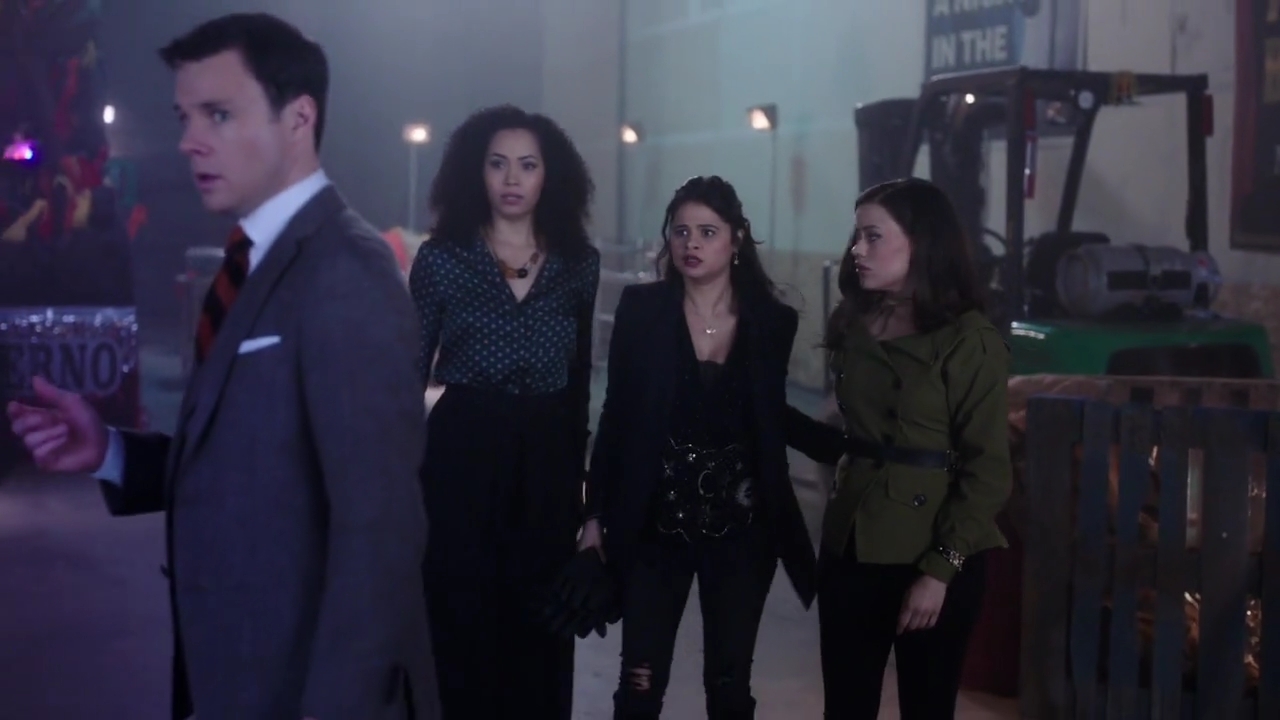 Charmed-Online-dot-nl_Charmed-1x04ExorciseYourDemons01773.jpg Charmed-Online-dot-nl_Charmed-1x04ExorciseYourDemons01773.jpg