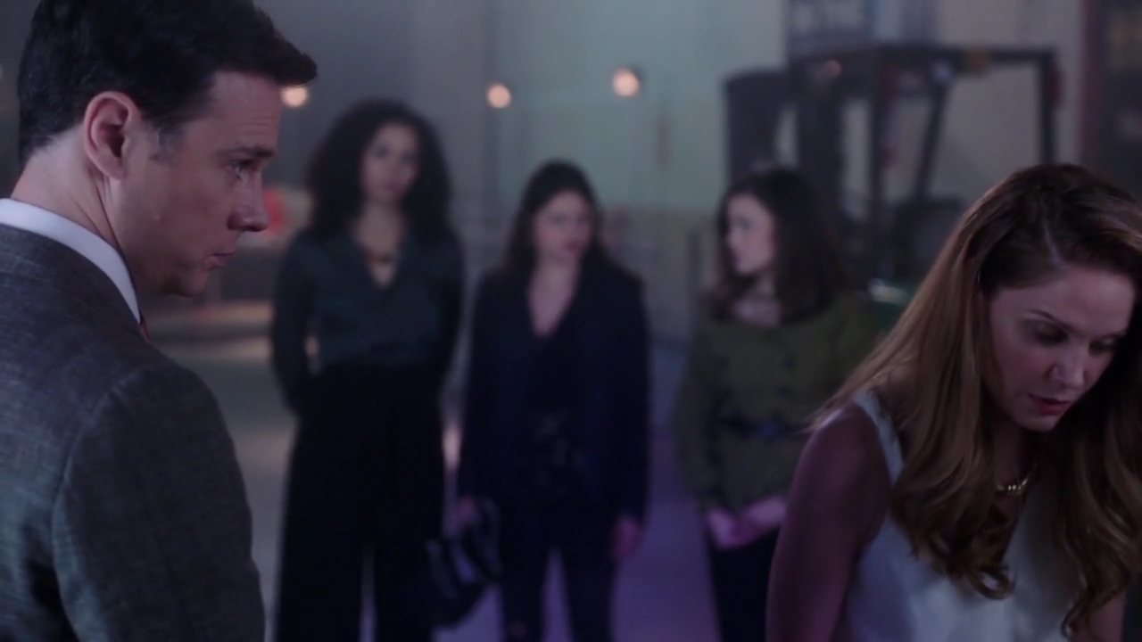 Charmed-Online-dot-nl_Charmed-1x04ExorciseYourDemons01793.jpg