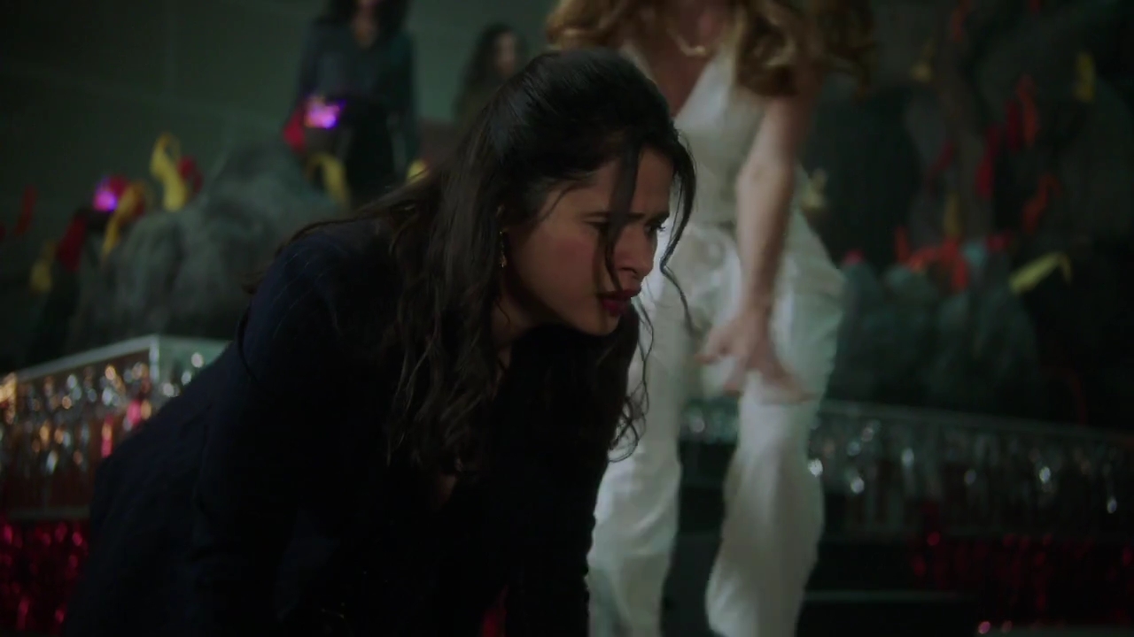 Charmed-Online-dot-nl_Charmed-1x04ExorciseYourDemons01993.jpg Charmed-Online-dot-nl_Charmed-1x04ExorciseYourDemons01993.jpg