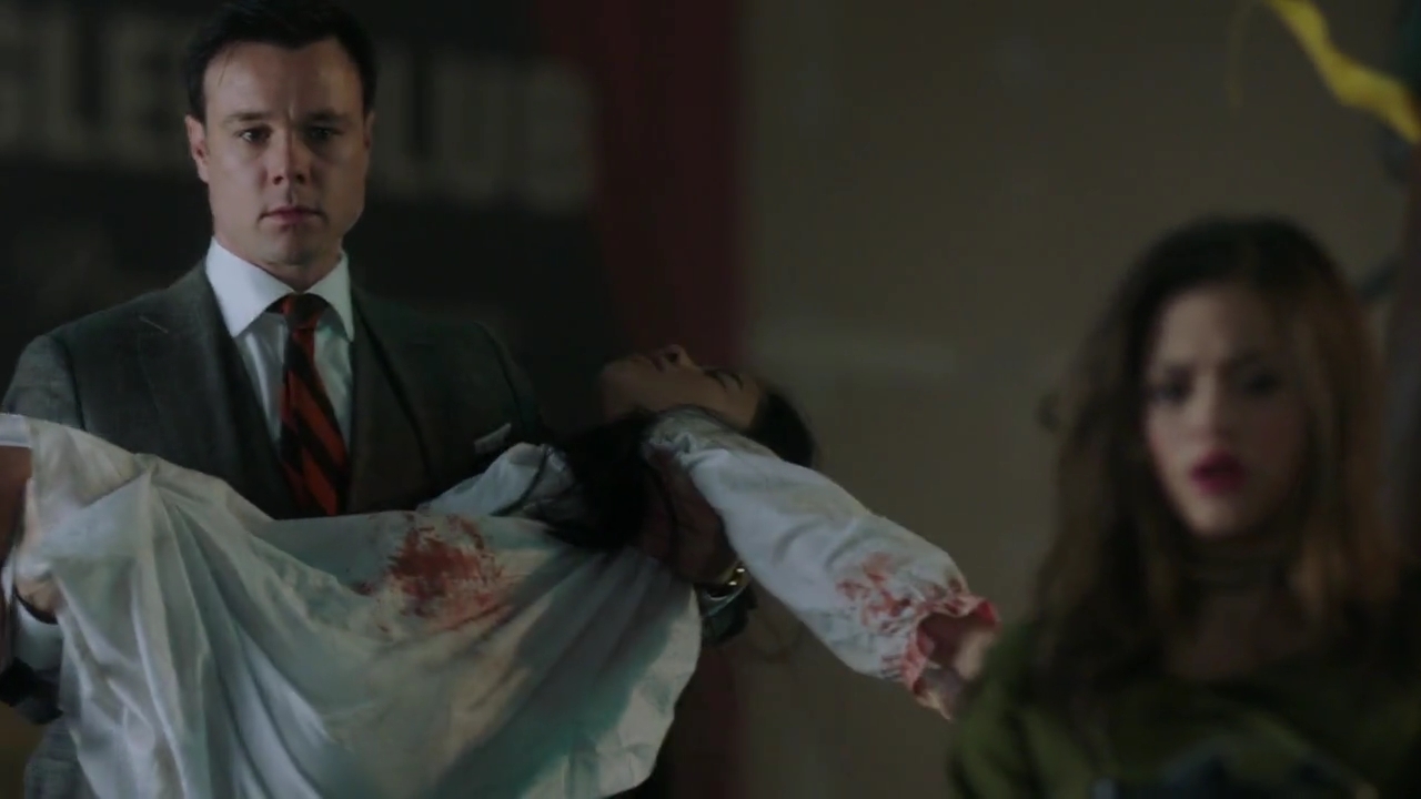 Charmed-Online-dot-nl_Charmed-1x04ExorciseYourDemons02006.jpg