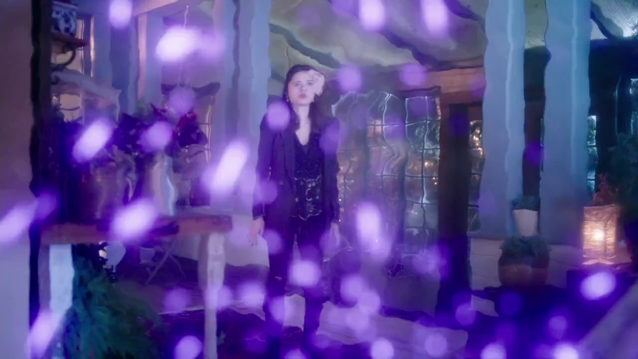Charmed-Online-dot-nl_Charmed-1x04ExorciseYourDemons02018.jpg
