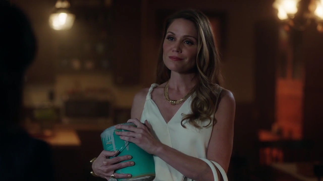 Charmed-Online-dot-nl_Charmed-1x04ExorciseYourDemons02047.jpg
