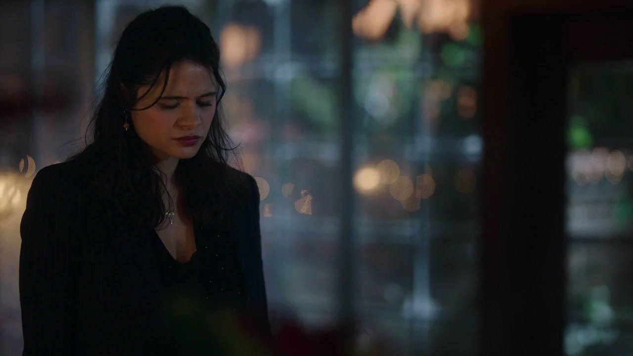 Charmed-Online-dot-nl_Charmed-1x04ExorciseYourDemons02050.jpg