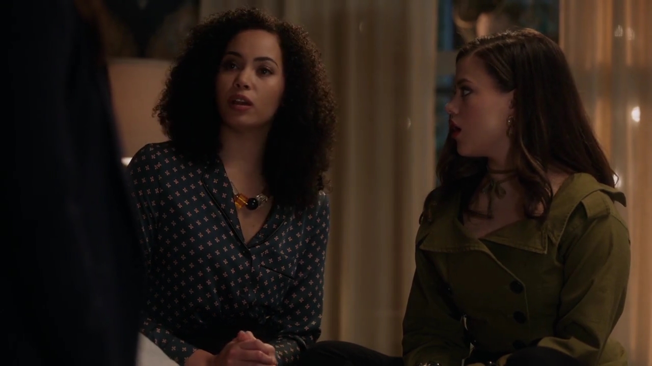 Charmed-Online-dot-nl_Charmed-1x04ExorciseYourDemons02070.jpg