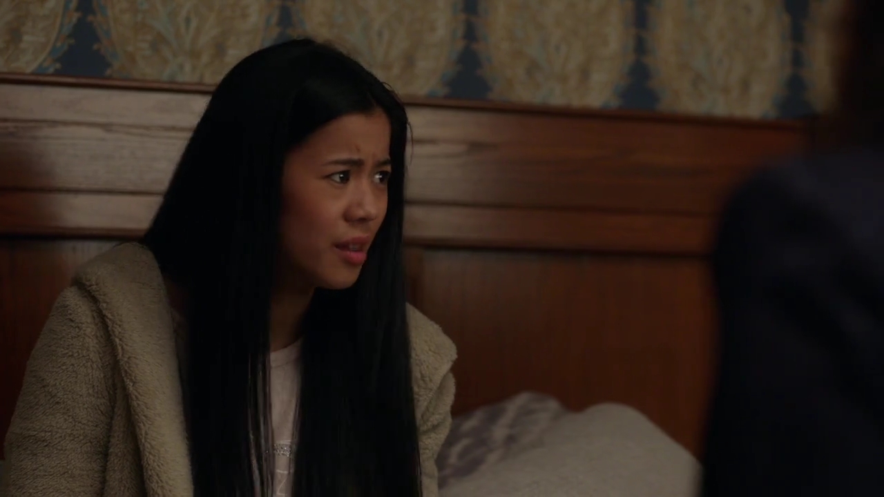 Charmed-Online-dot-nl_Charmed-1x04ExorciseYourDemons02088.jpg