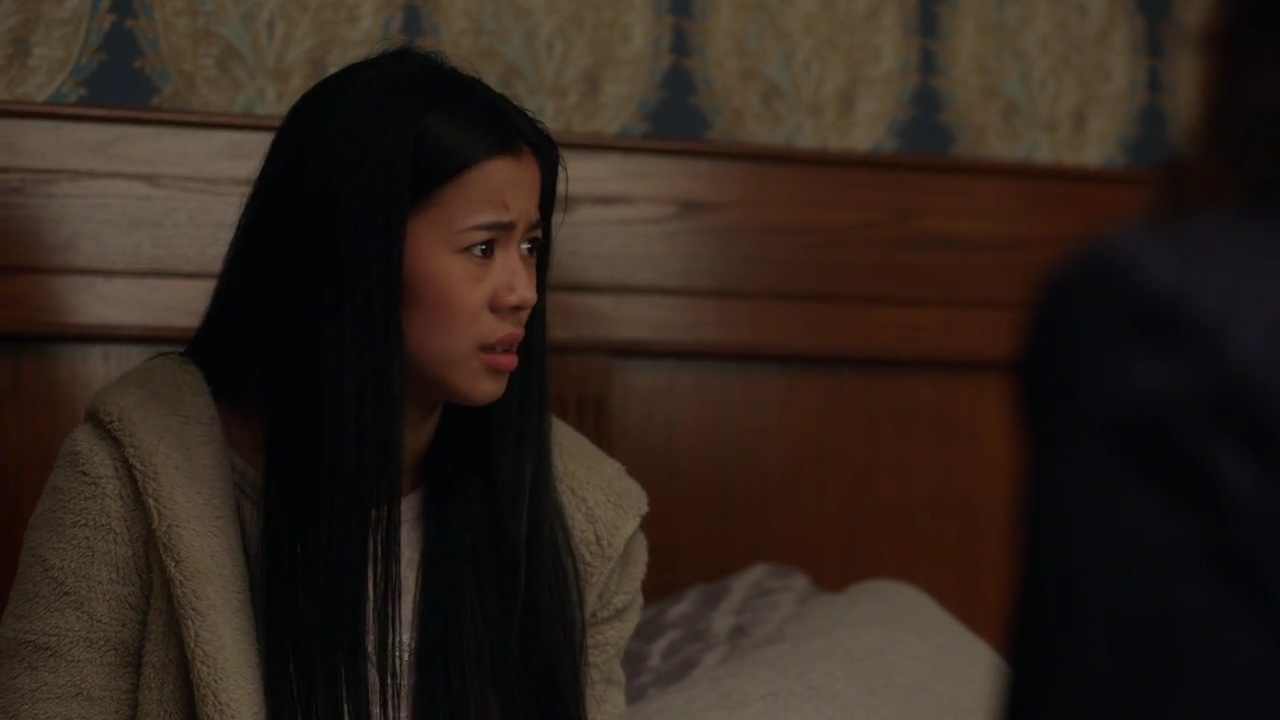 Charmed-Online-dot-nl_Charmed-1x04ExorciseYourDemons02089.jpg