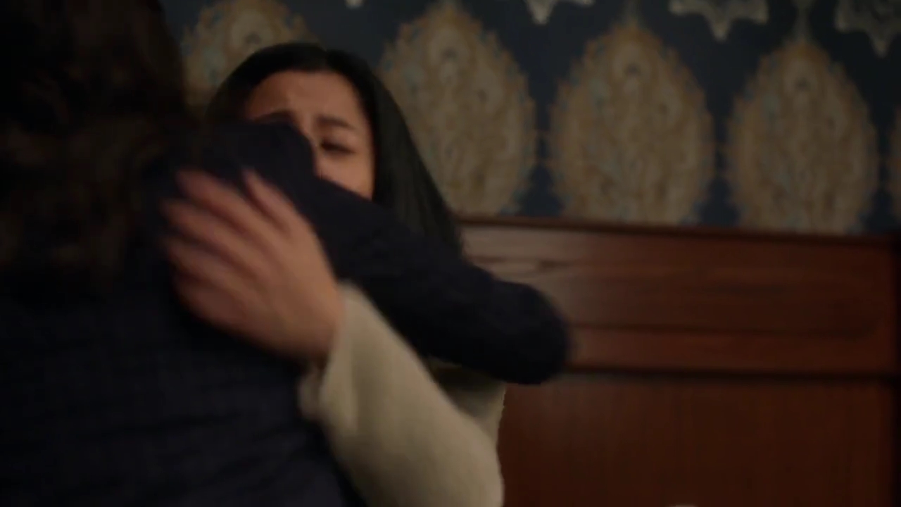 Charmed-Online-dot-nl_Charmed-1x04ExorciseYourDemons02110.jpg