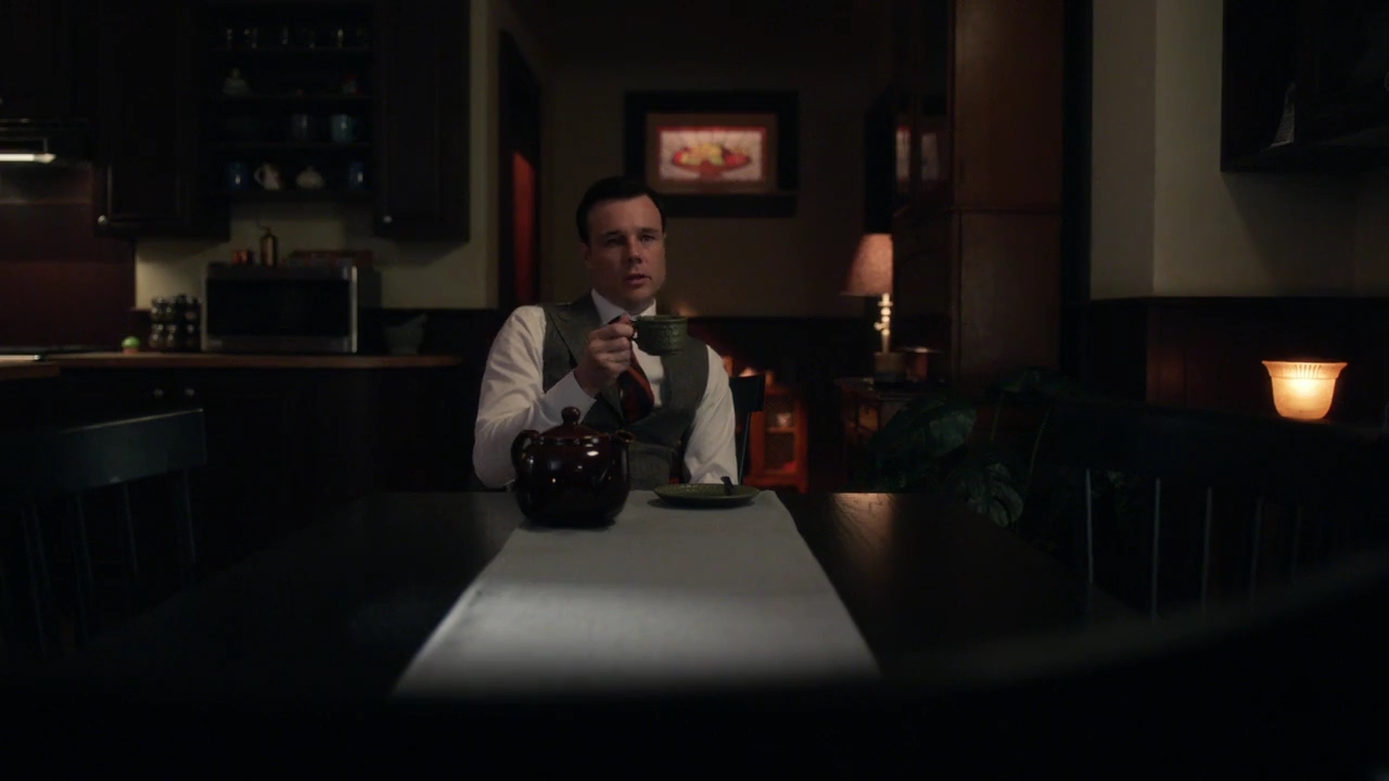 Charmed-Online-dot-nl_Charmed-1x04ExorciseYourDemons02125.jpg