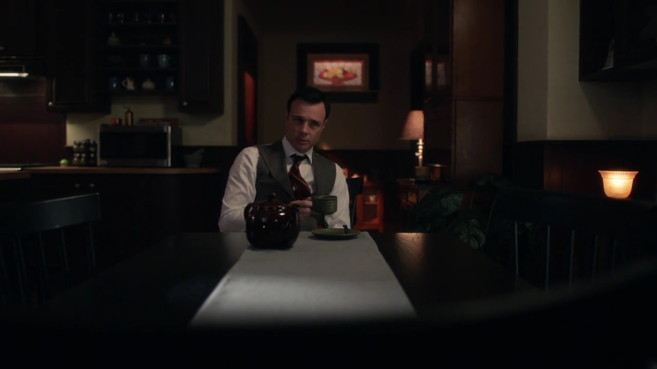 Charmed-Online-dot-nl_Charmed-1x04ExorciseYourDemons02130.jpg