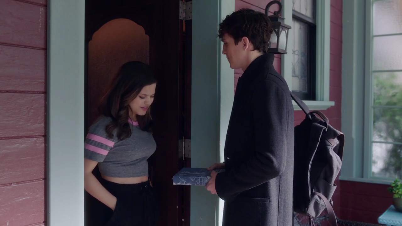 Charmed-Online-dot-nl_Charmed-1x04ExorciseYourDemons02213.jpg