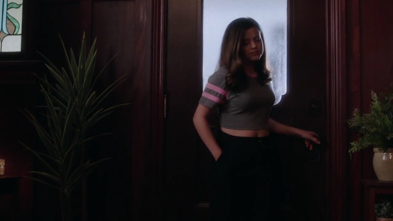 Charmed-Online-dot-nl_Charmed-1x04ExorciseYourDemons02248.jpg