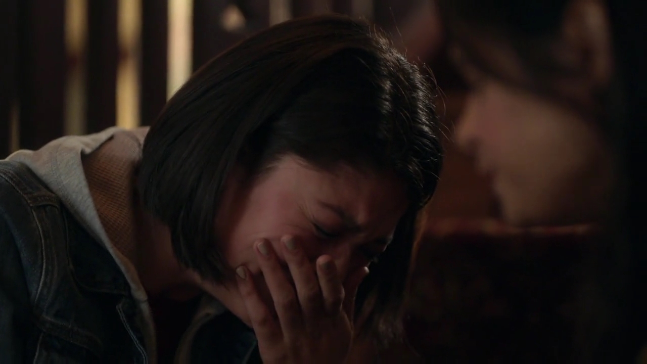 Charmed-Online-dot-nl_Charmed-1x04ExorciseYourDemons02297.jpg