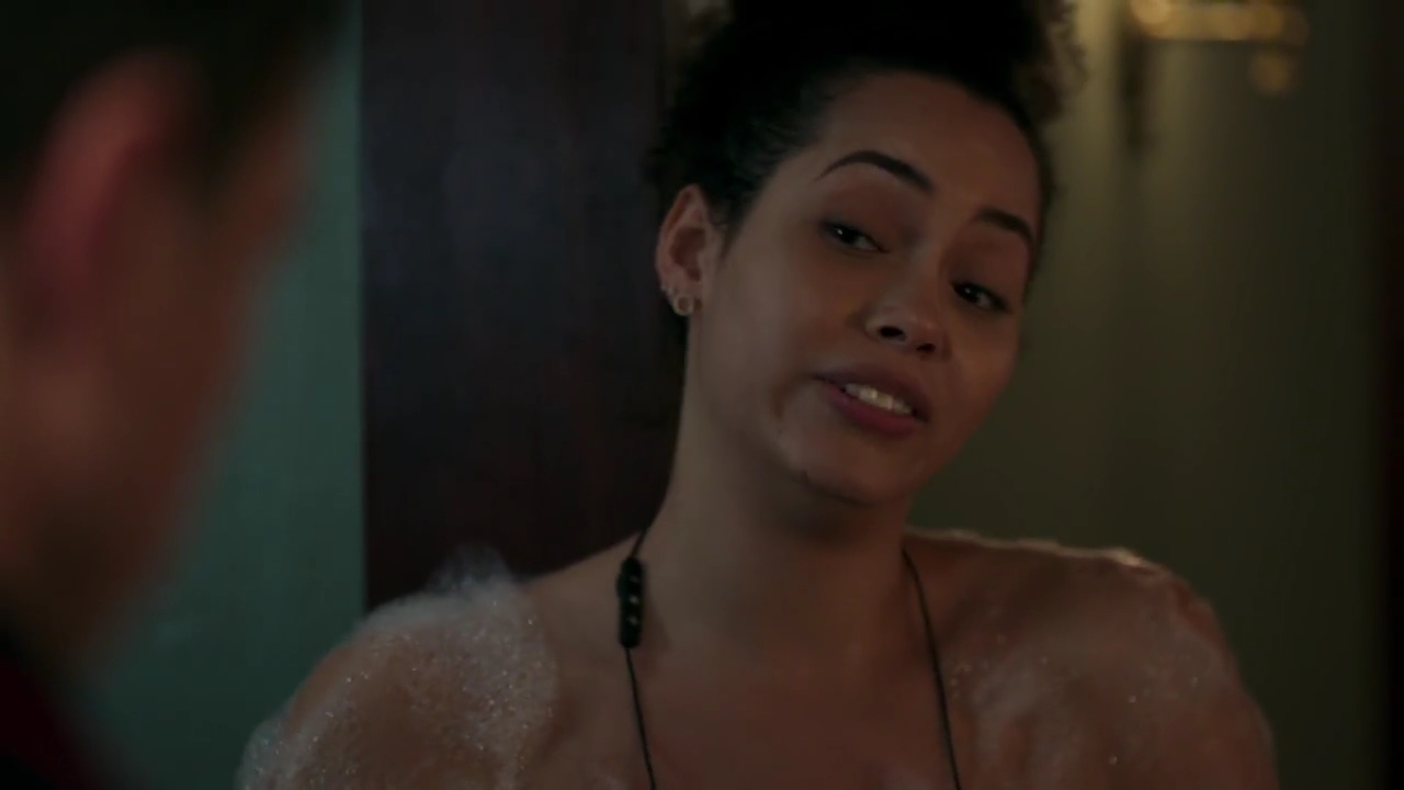 Charmed-Online-dot-nl_Charmed-1x05OtherWoman00072.jpg