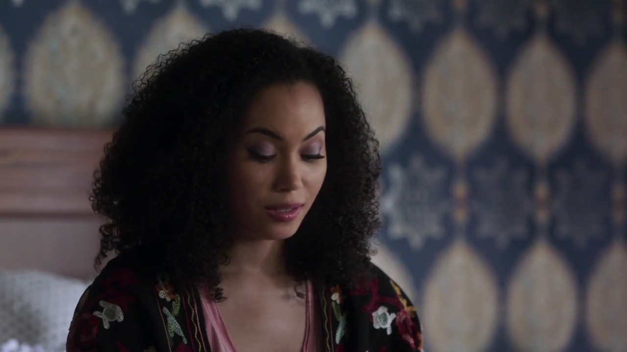 Charmed-Online-dot-nl_Charmed-1x05OtherWoman00727.jpg Charmed-Online-dot-nl_Charmed-1x05OtherWoman00727.jpg