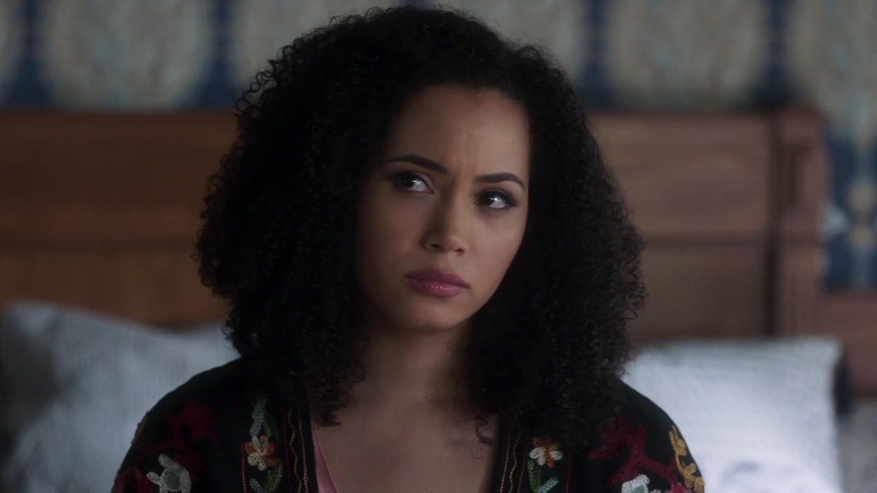 Charmed-Online-dot-nl_Charmed-1x05OtherWoman00823.jpg Charmed-Online-dot-nl_Charmed-1x05OtherWoman00823.jpg