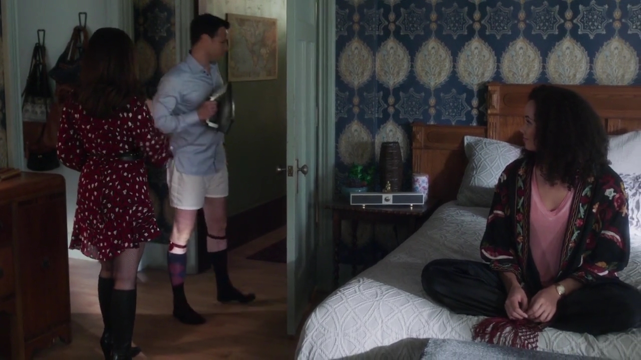 Charmed-Online-dot-nl_Charmed-1x05OtherWoman00861.jpg Charmed-Online-dot-nl_Charmed-1x05OtherWoman00861.jpg