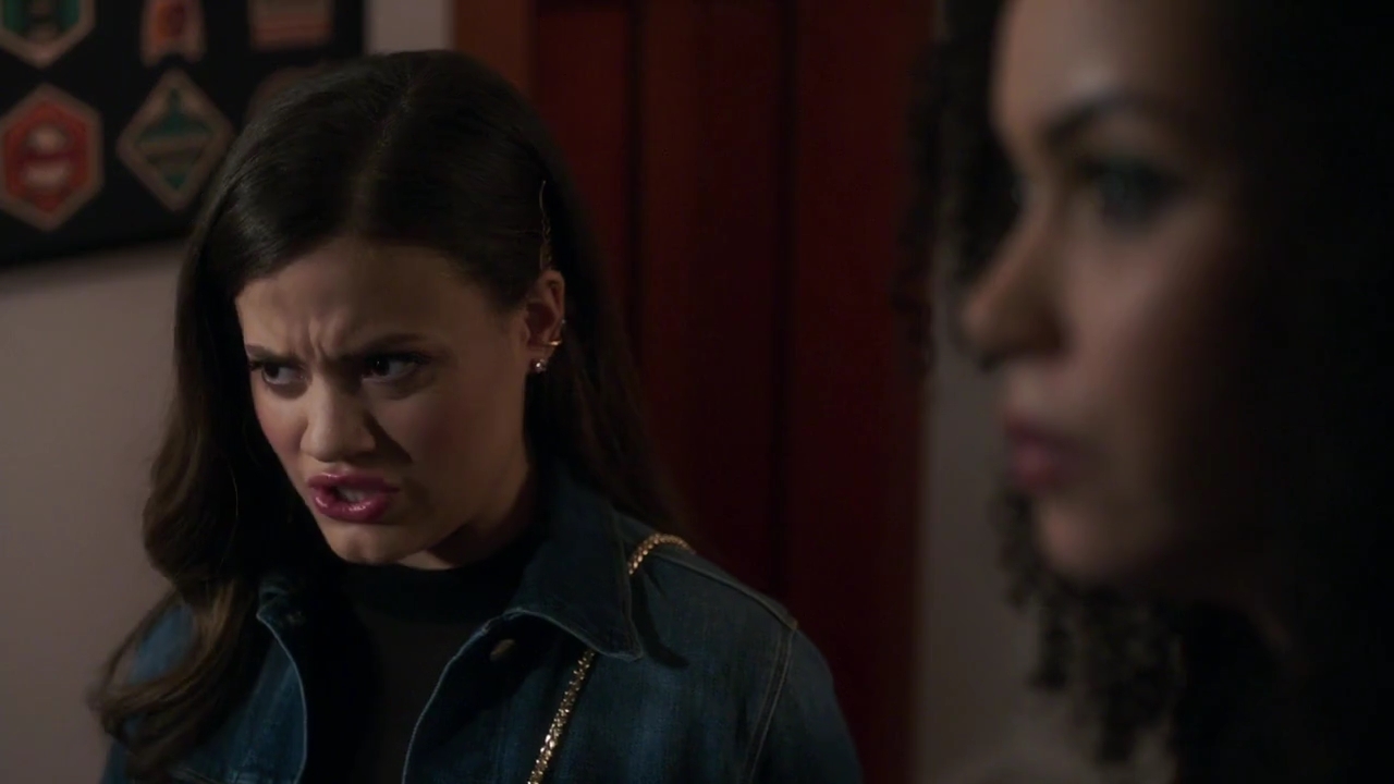 Charmed-Online-dot-nl_Charmed-1x05OtherWoman01555.jpg