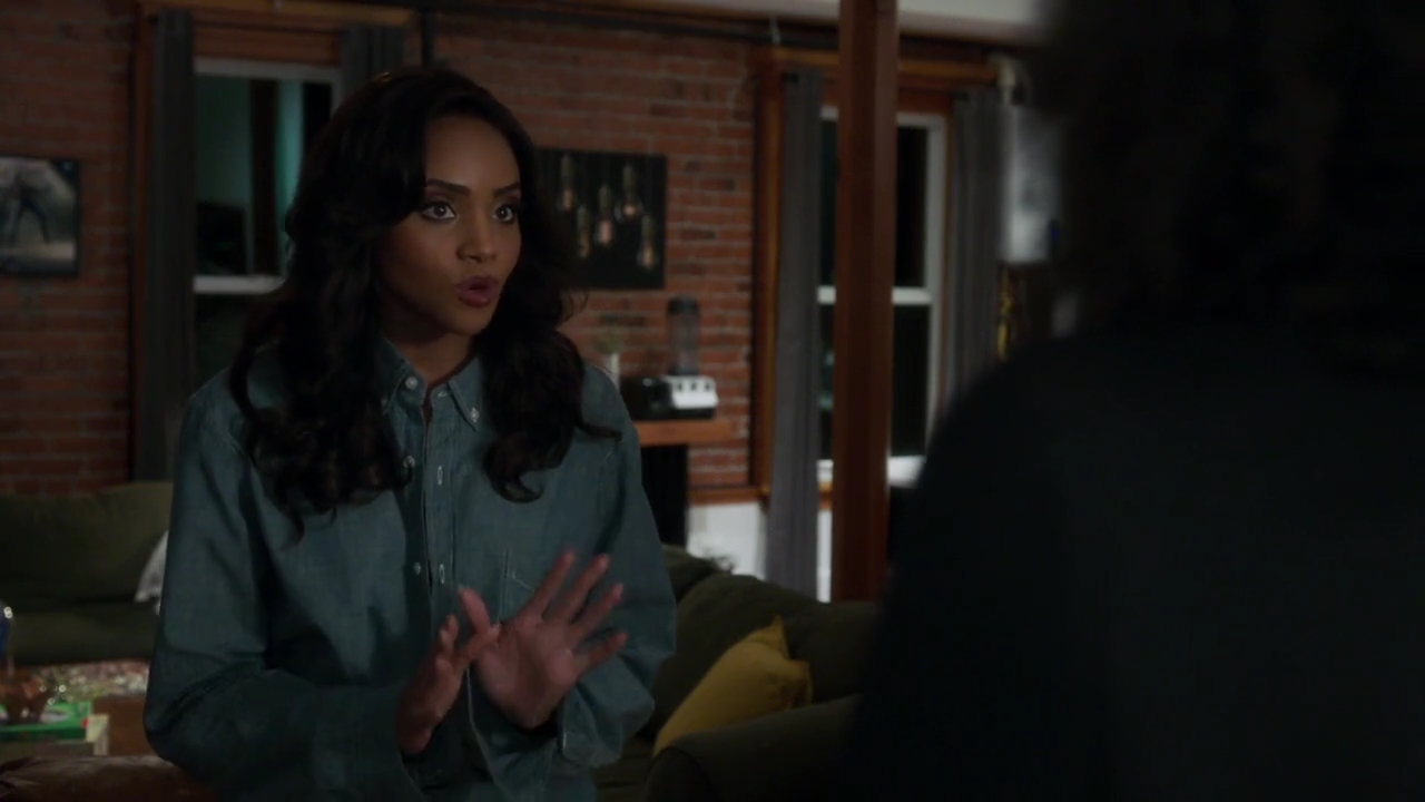 Charmed-Online-dot-nl_Charmed-1x05OtherWoman01569.jpg