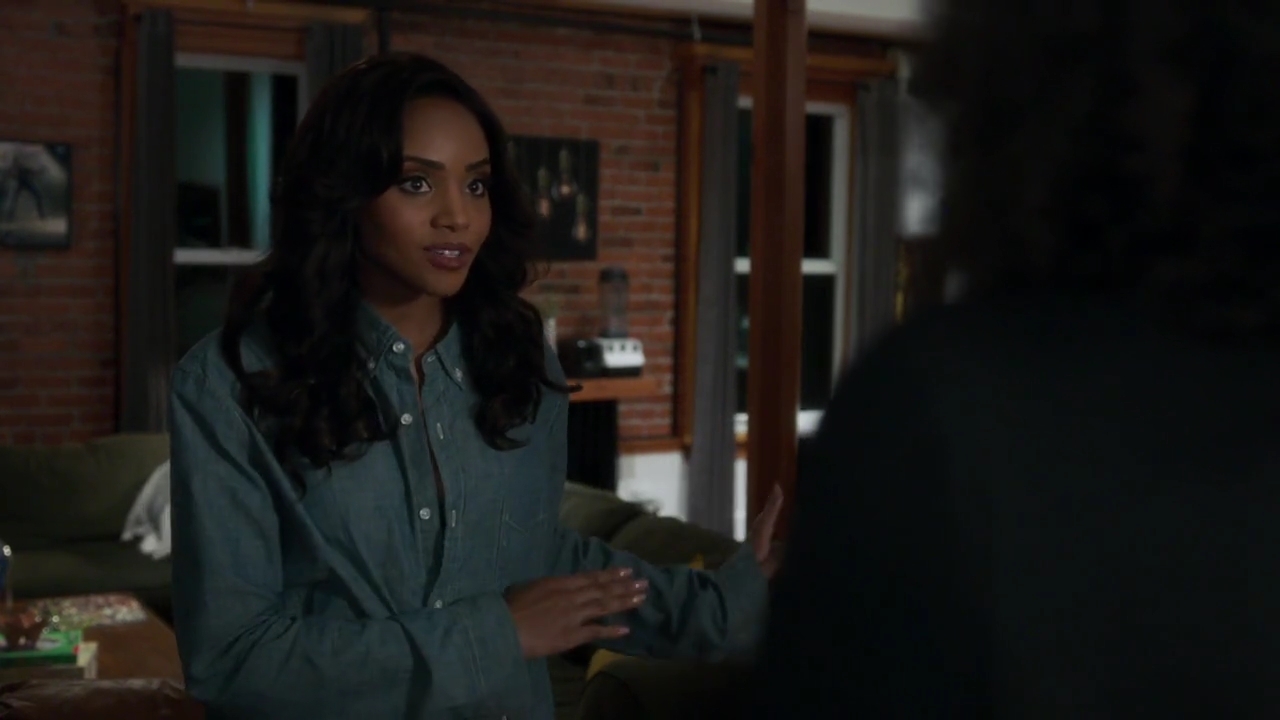 Charmed-Online-dot-nl_Charmed-1x05OtherWoman01570.jpg