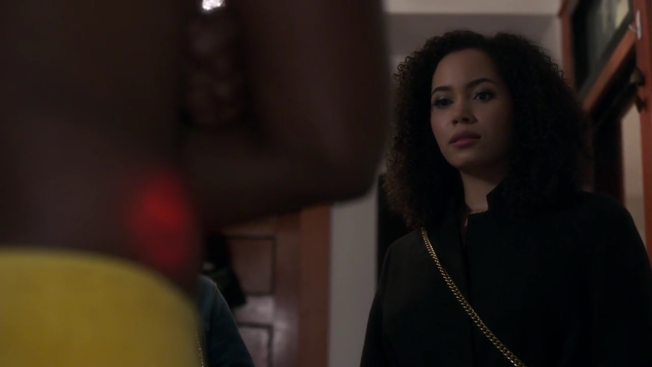 Charmed-Online-dot-nl_Charmed-1x05OtherWoman01577.jpg