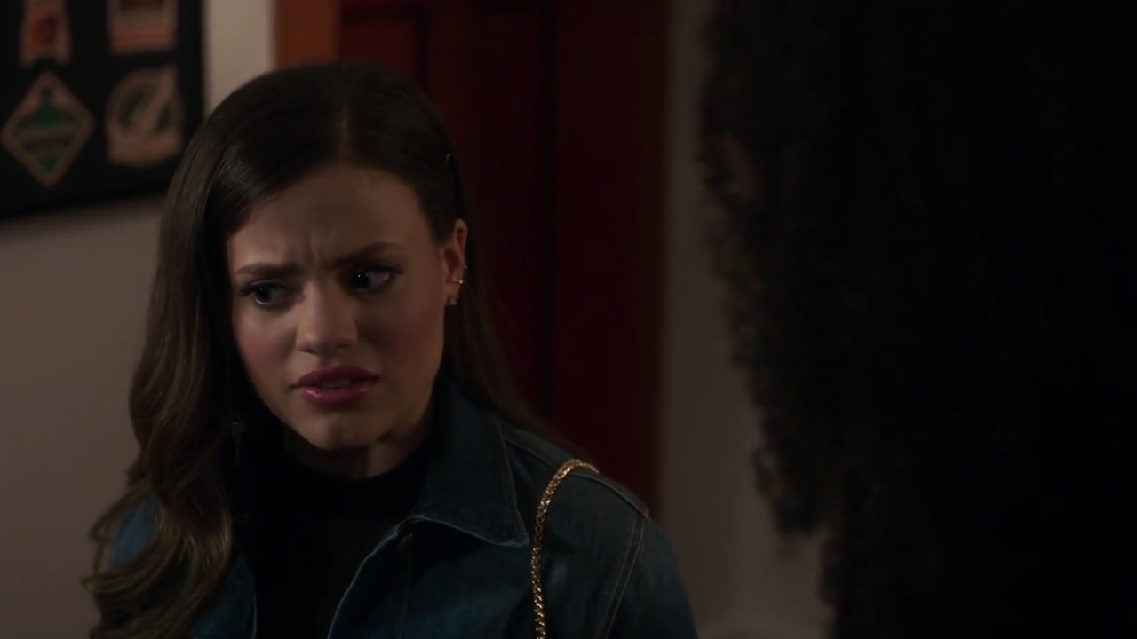 Charmed-Online-dot-nl_Charmed-1x05OtherWoman01590.jpg