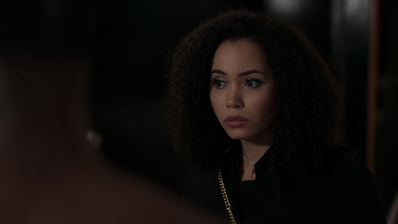 Charmed-Online-dot-nl_Charmed-1x05OtherWoman01598.jpg
