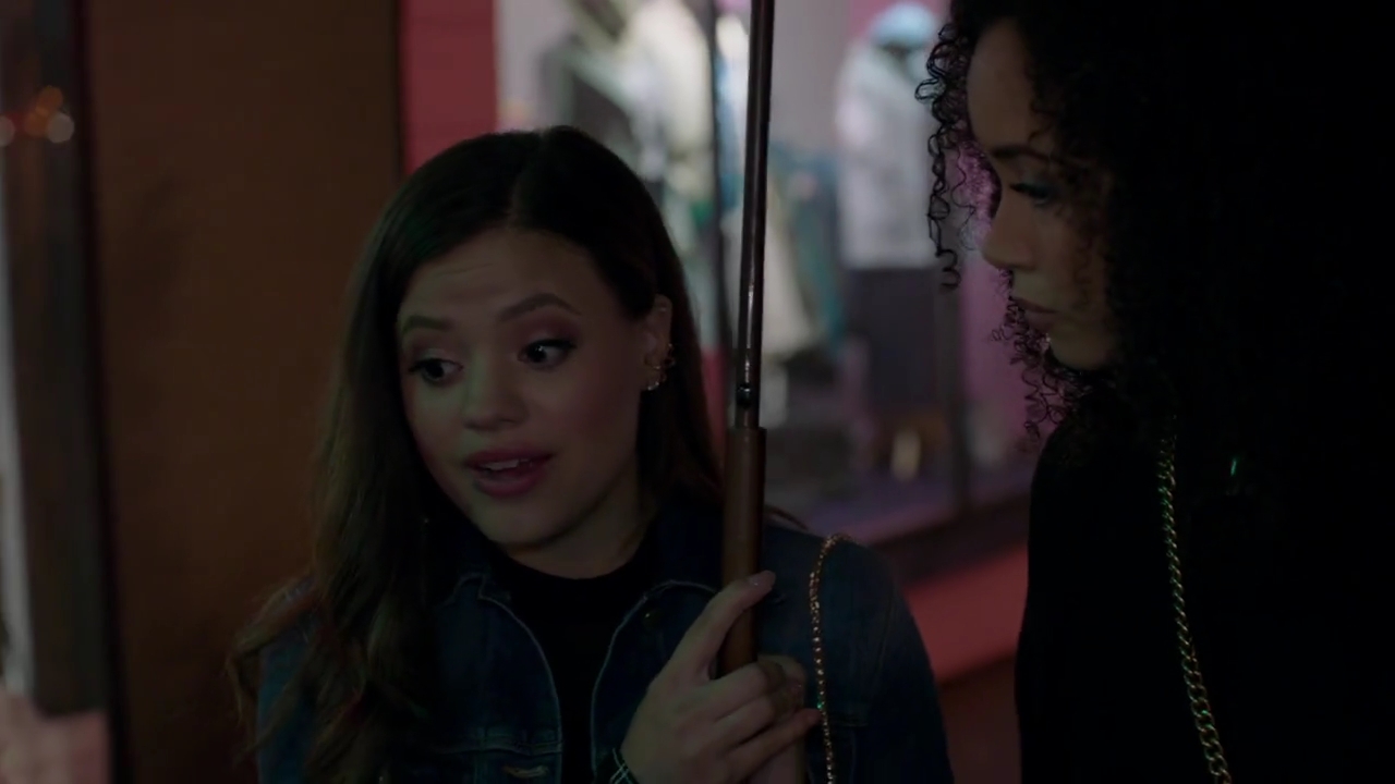 Charmed-Online-dot-nl_Charmed-1x05OtherWoman01646.jpg