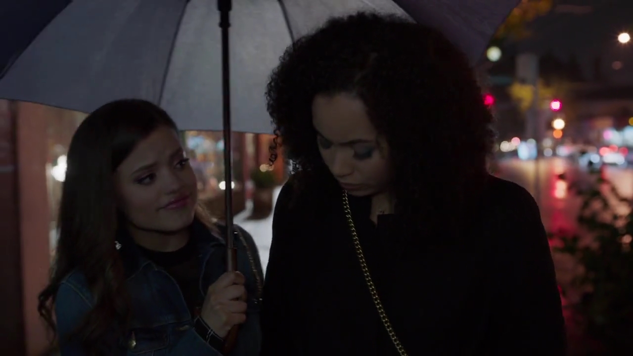 Charmed-Online-dot-nl_Charmed-1x05OtherWoman01666.jpg