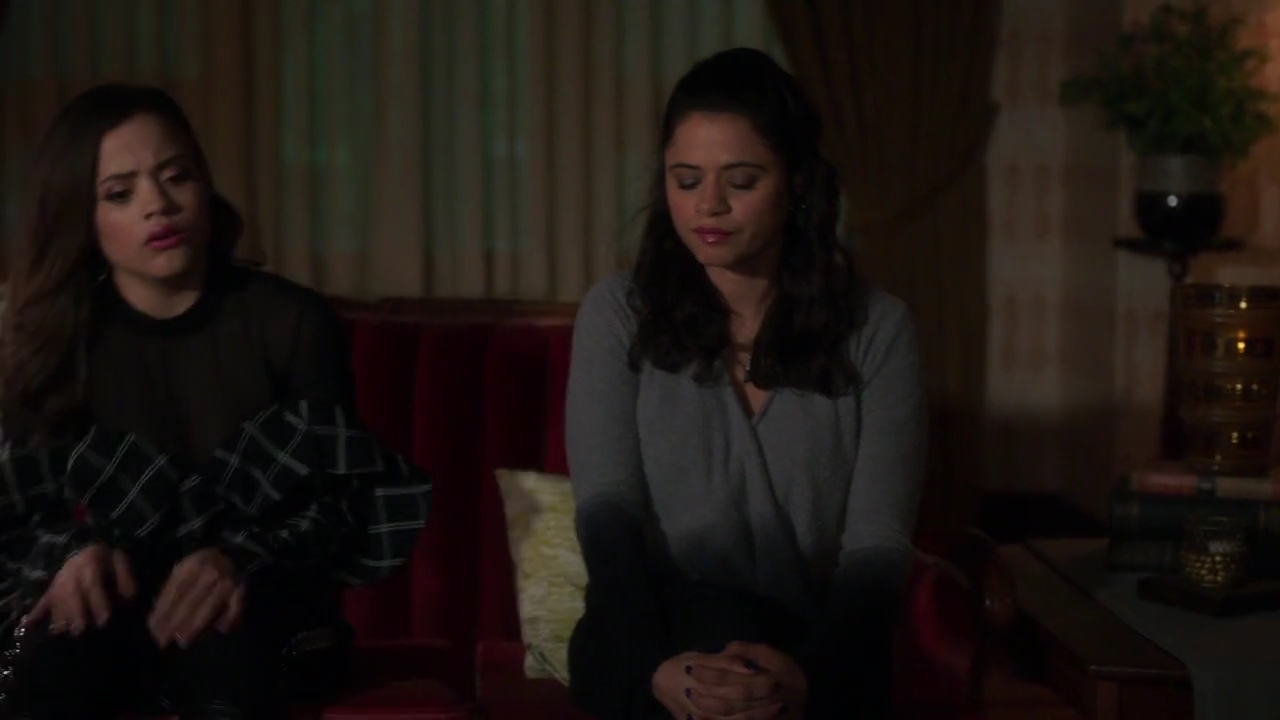 Charmed-Online-dot-nl_Charmed-1x05OtherWoman01695.jpg Charmed-Online-dot-nl_Charmed-1x05OtherWoman01695.jpg