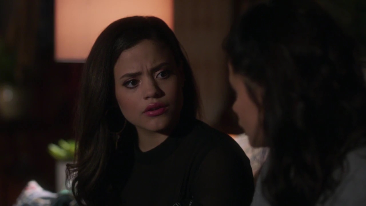 Charmed-Online-dot-nl_Charmed-1x05OtherWoman01713.jpg