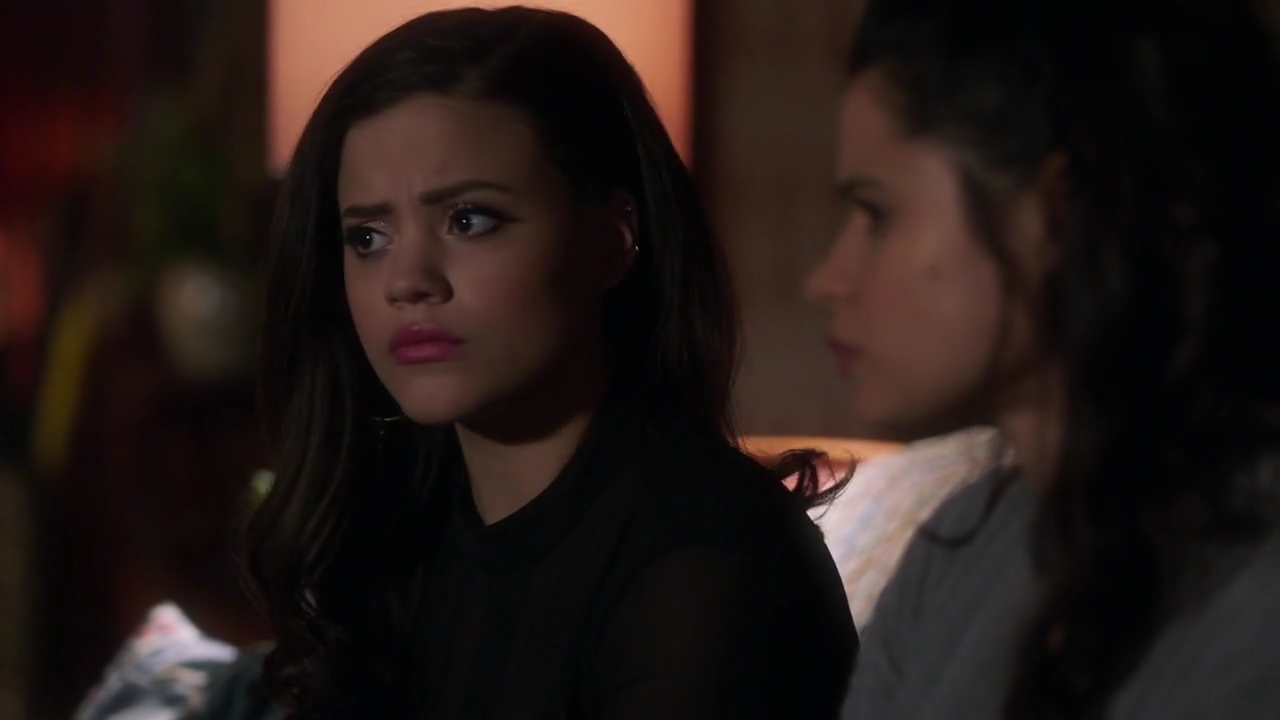 Charmed-Online-dot-nl_Charmed-1x05OtherWoman01764.jpg Charmed-Online-dot-nl_Charmed-1x05OtherWoman01764.jpg