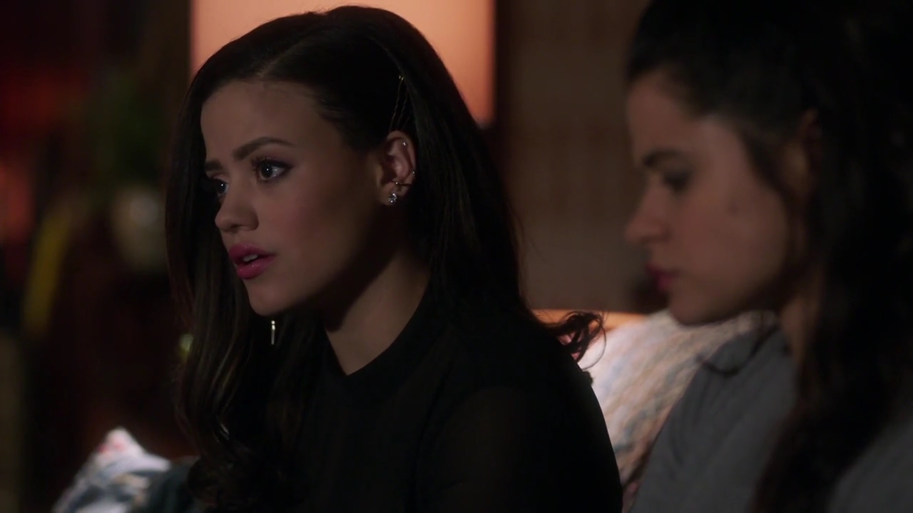 Charmed-Online-dot-nl_Charmed-1x05OtherWoman01771.jpg Charmed-Online-dot-nl_Charmed-1x05OtherWoman01771.jpg