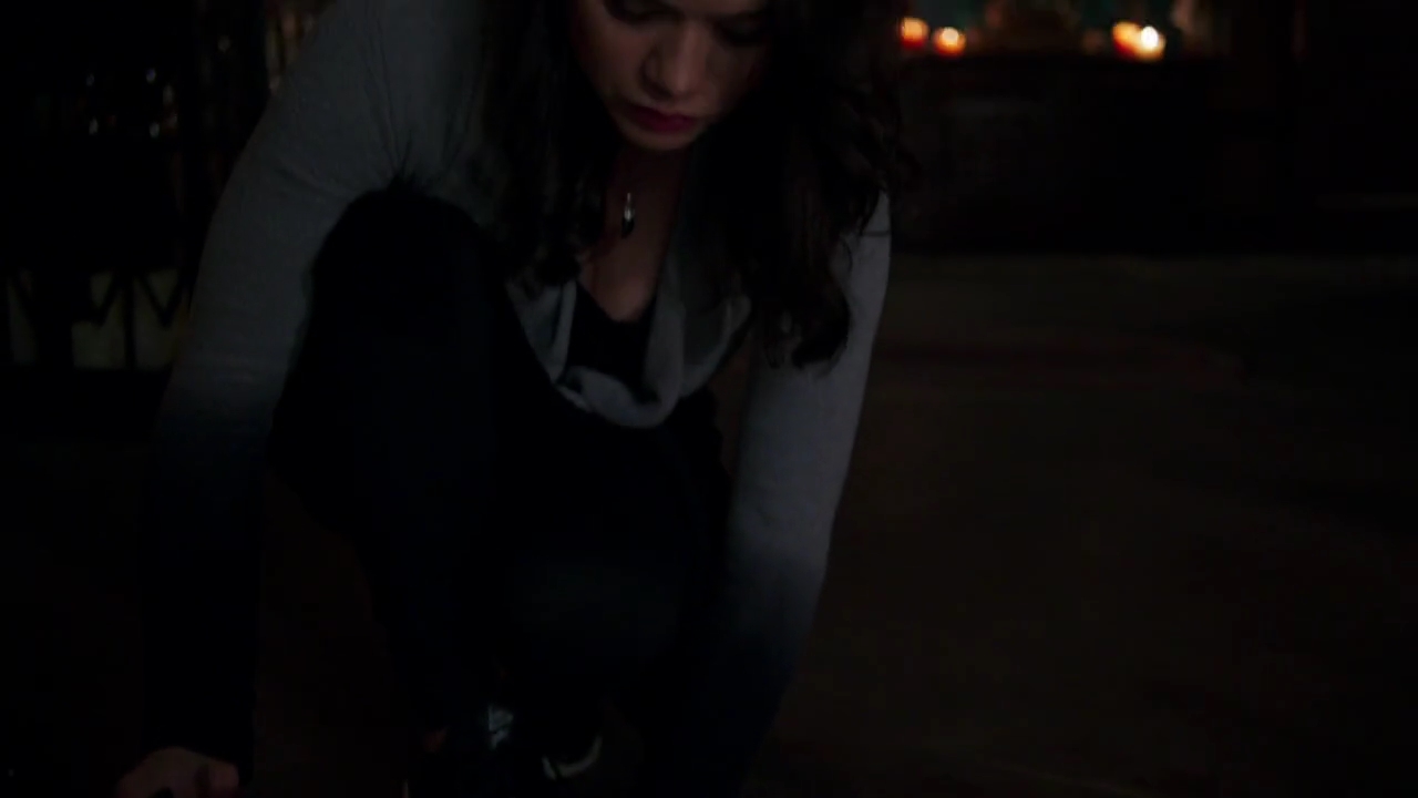 Charmed-Online-dot-nl_Charmed-1x05OtherWoman01850.jpg