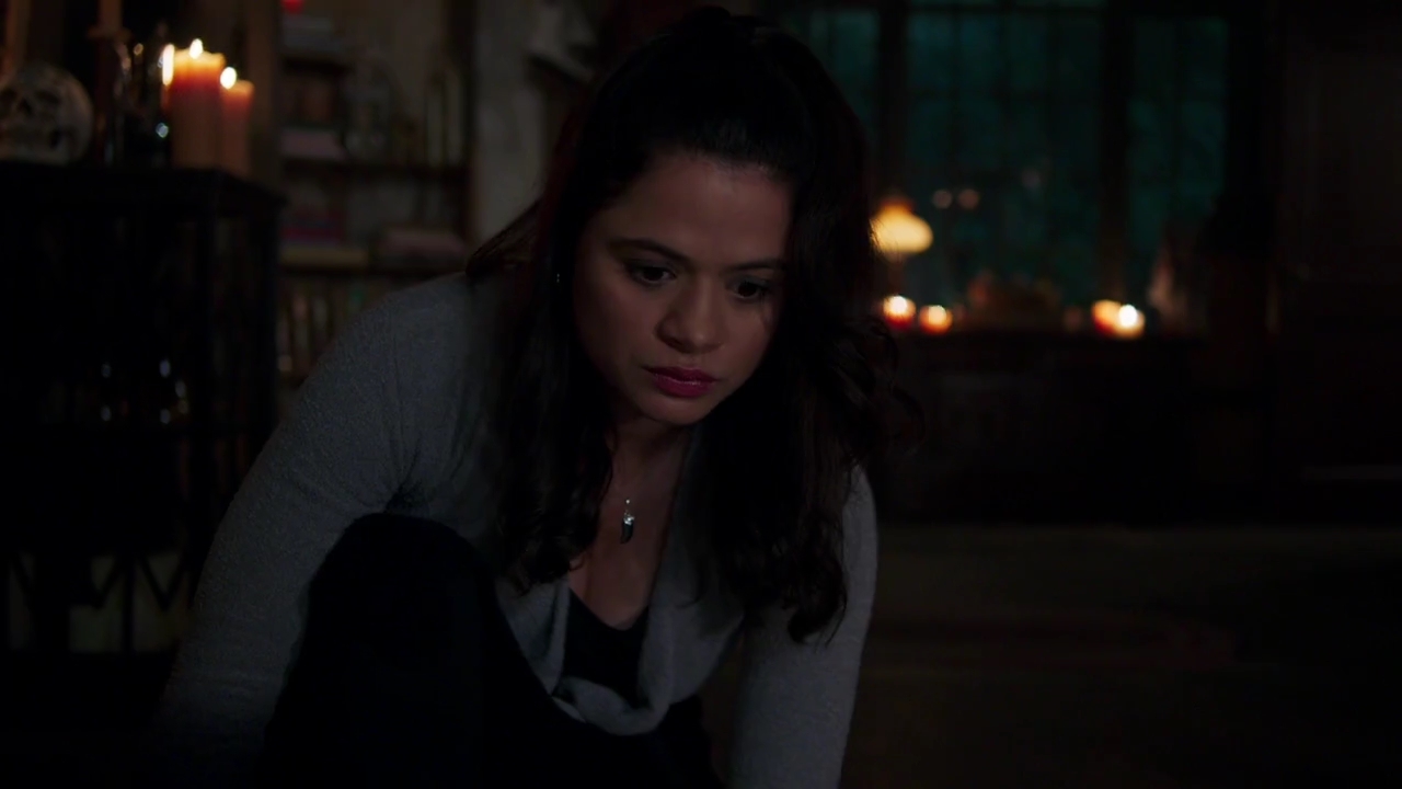Charmed-Online-dot-nl_Charmed-1x05OtherWoman01867.jpg