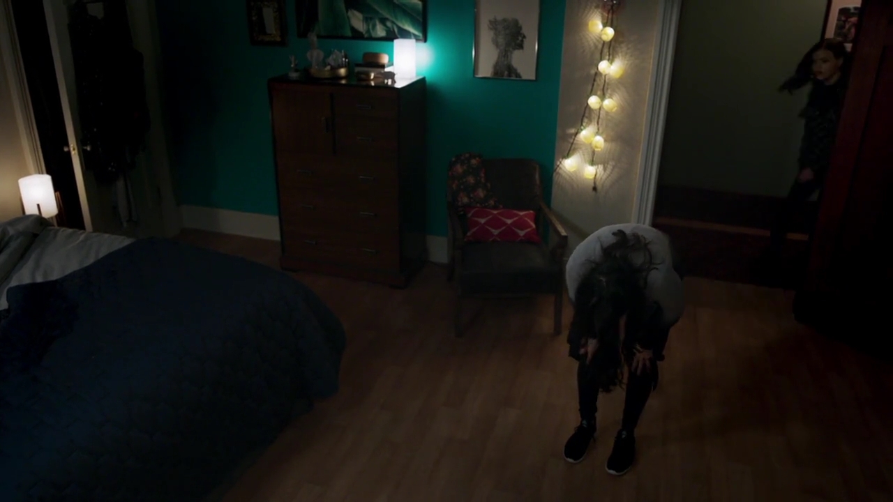 Charmed-Online-dot-nl_Charmed-1x05OtherWoman01998.jpg