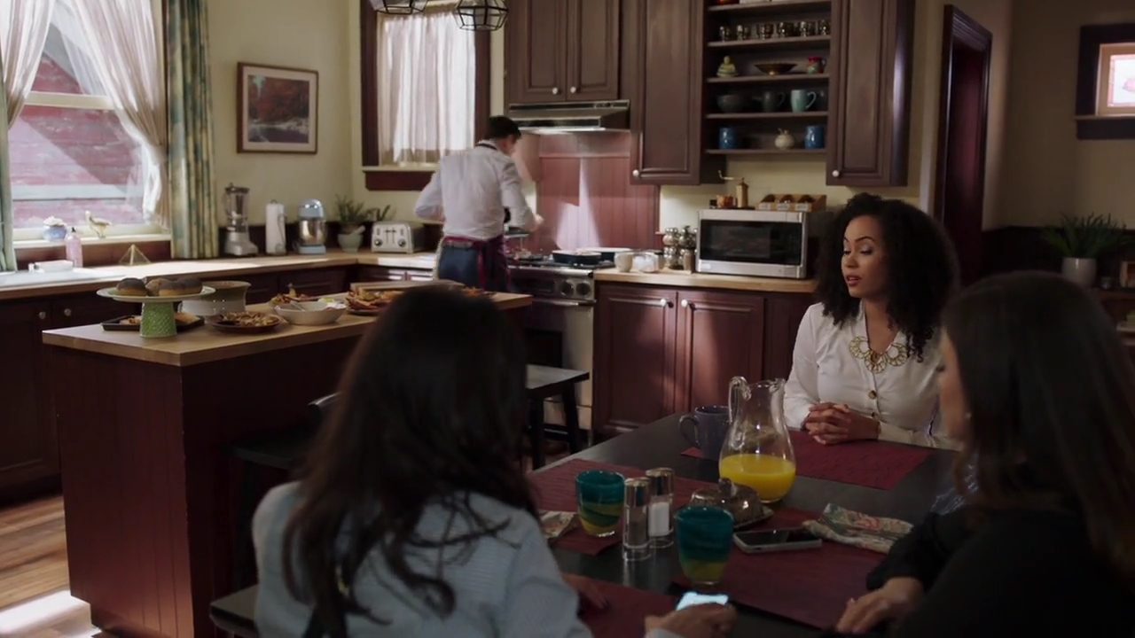 Charmed-Online-dot-nl_Charmed-1x05OtherWoman02044.jpg Charmed-Online-dot-nl_Charmed-1x05OtherWoman02044.jpg