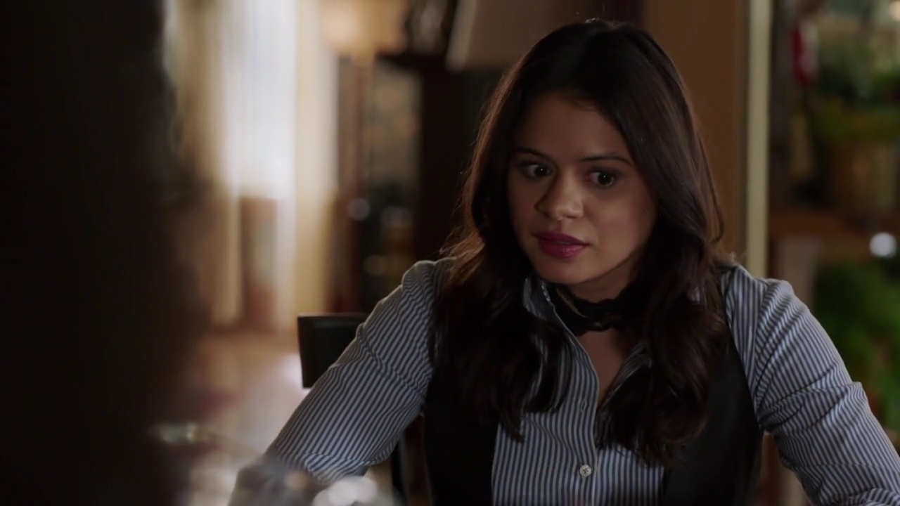 Charmed-Online-dot-nl_Charmed-1x05OtherWoman02057.jpg