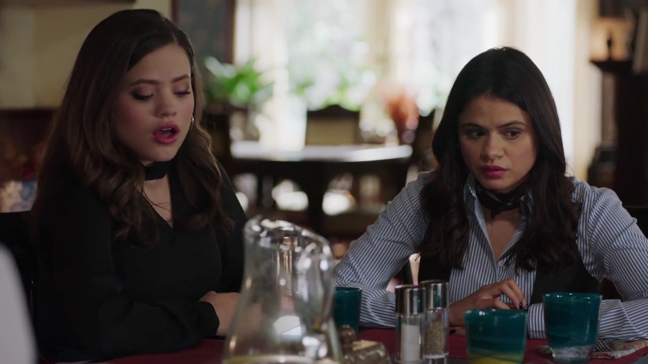 Charmed-Online-dot-nl_Charmed-1x05OtherWoman02070.jpg