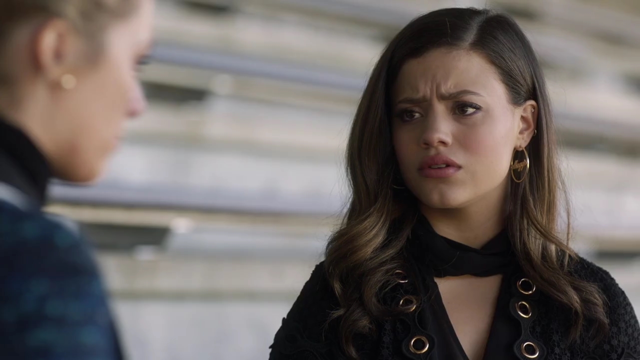 Charmed-Online-dot-nl_Charmed-1x05OtherWoman02187.jpg