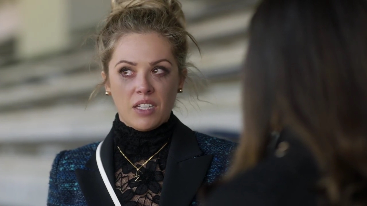 Charmed-Online-dot-nl_Charmed-1x05OtherWoman02190.jpg