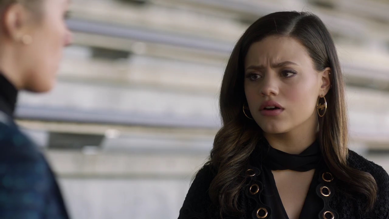 Charmed-Online-dot-nl_Charmed-1x05OtherWoman02191.jpg