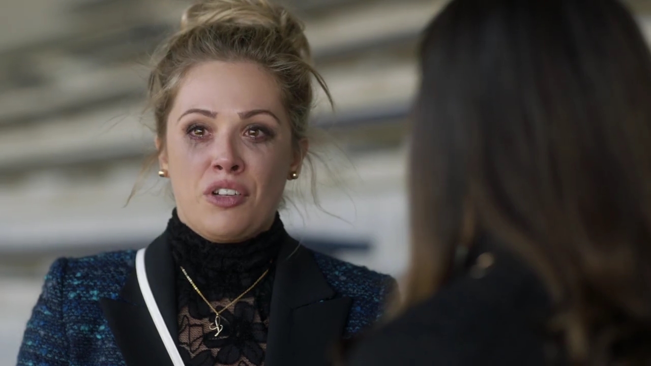 Charmed-Online-dot-nl_Charmed-1x05OtherWoman02214.jpg
