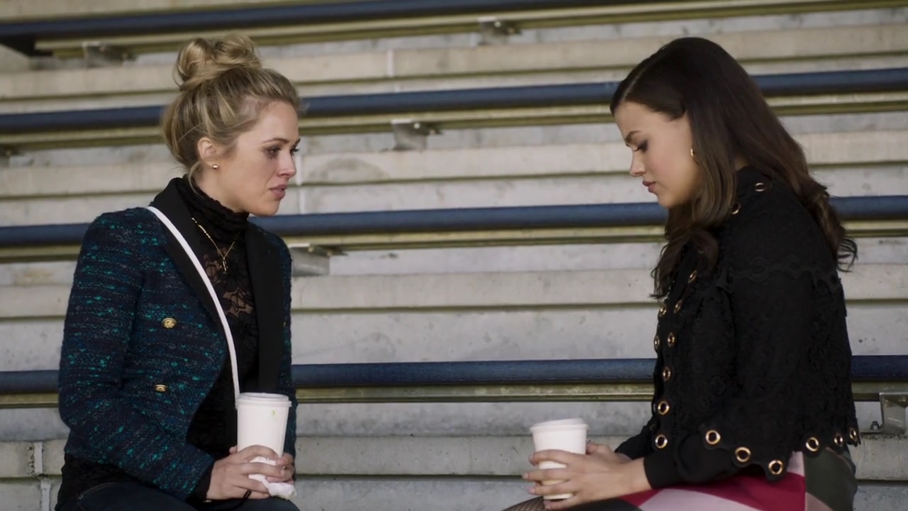 Charmed-Online-dot-nl_Charmed-1x05OtherWoman02245.jpg