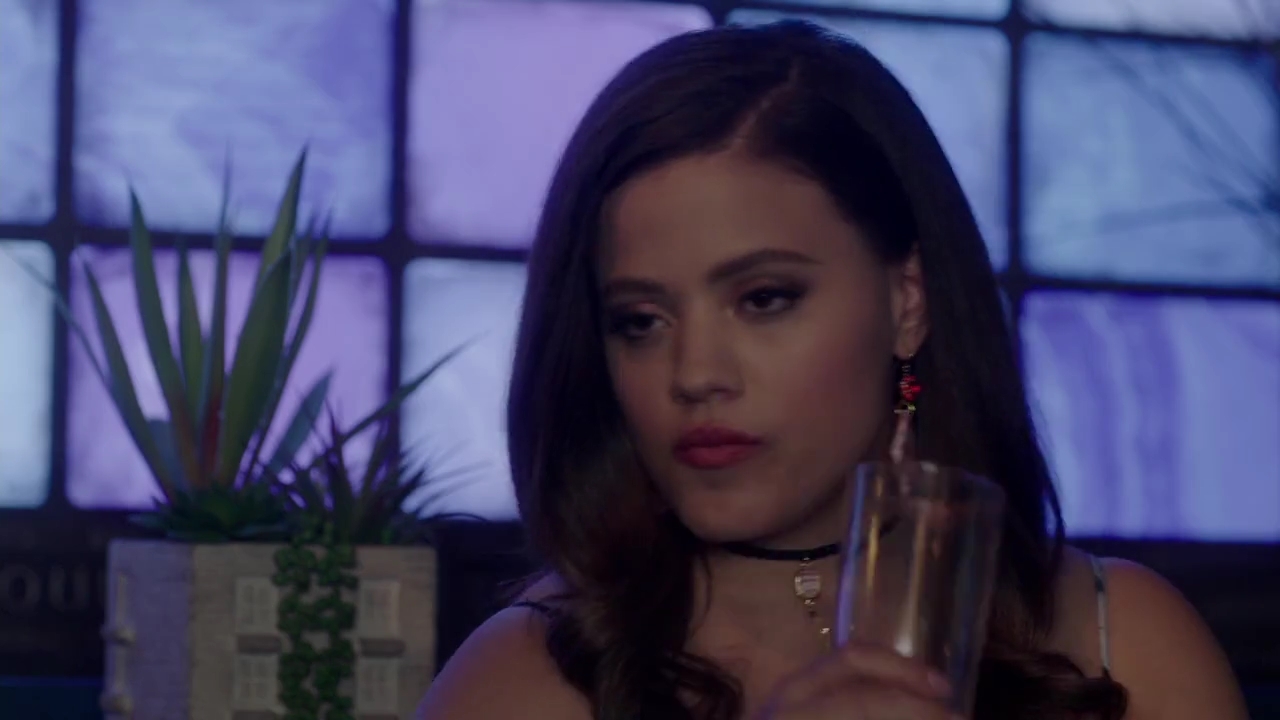 Charmed-Online-dot-nl_Charmed-1x06KappaSpirit00082.jpg