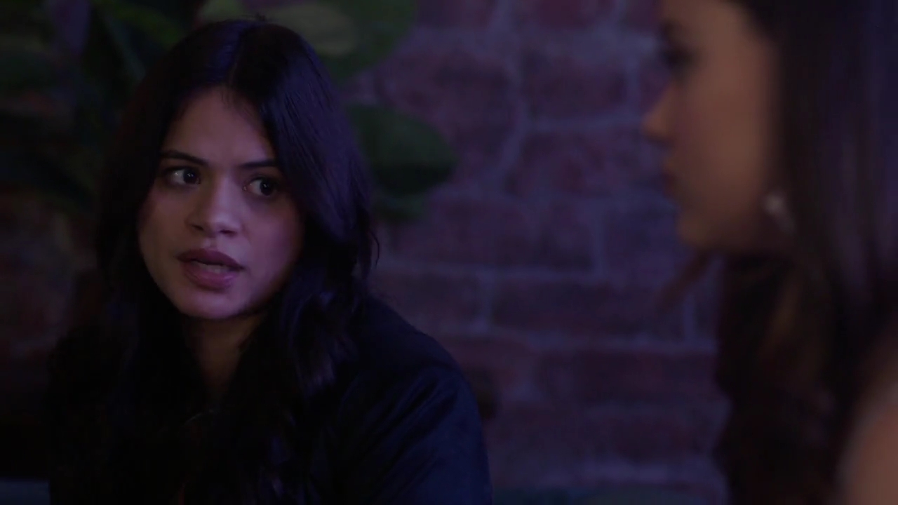 Charmed-Online-dot-nl_Charmed-1x06KappaSpirit00130.jpg