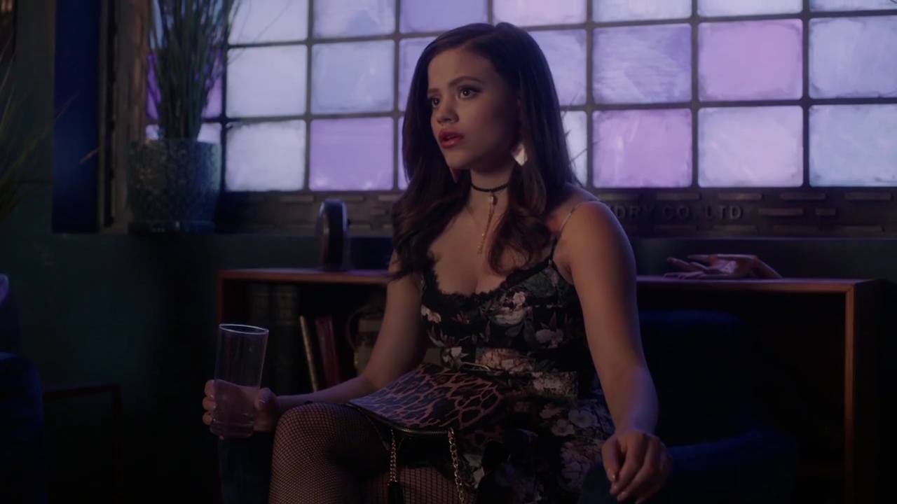 Charmed-Online-dot-nl_Charmed-1x06KappaSpirit00195.jpg Charmed-Online-dot-nl_Charmed-1x06KappaSpirit00195.jpg