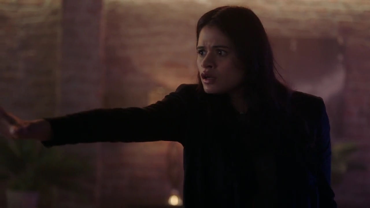Charmed-Online-dot-nl_Charmed-1x06KappaSpirit00253.jpg