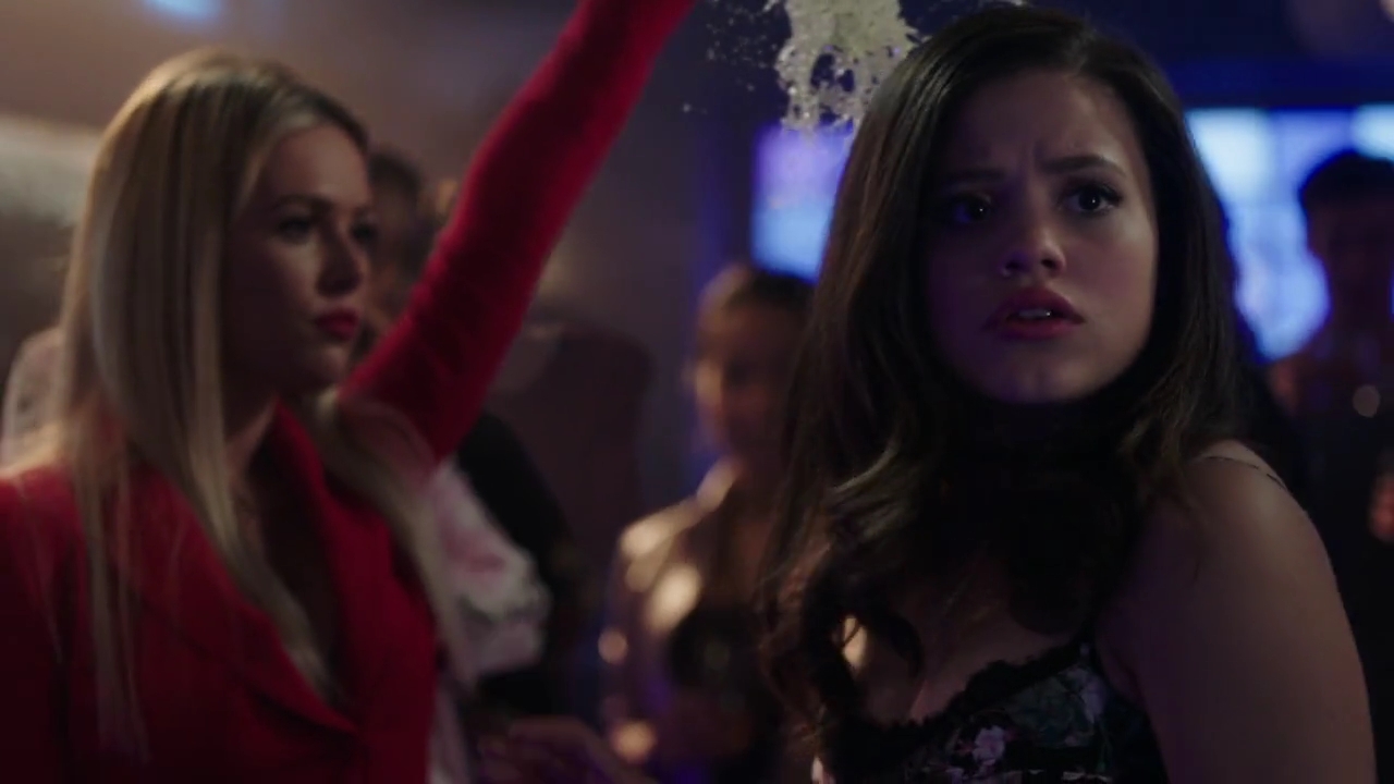 Charmed-Online-dot-nl_Charmed-1x06KappaSpirit00258.jpg